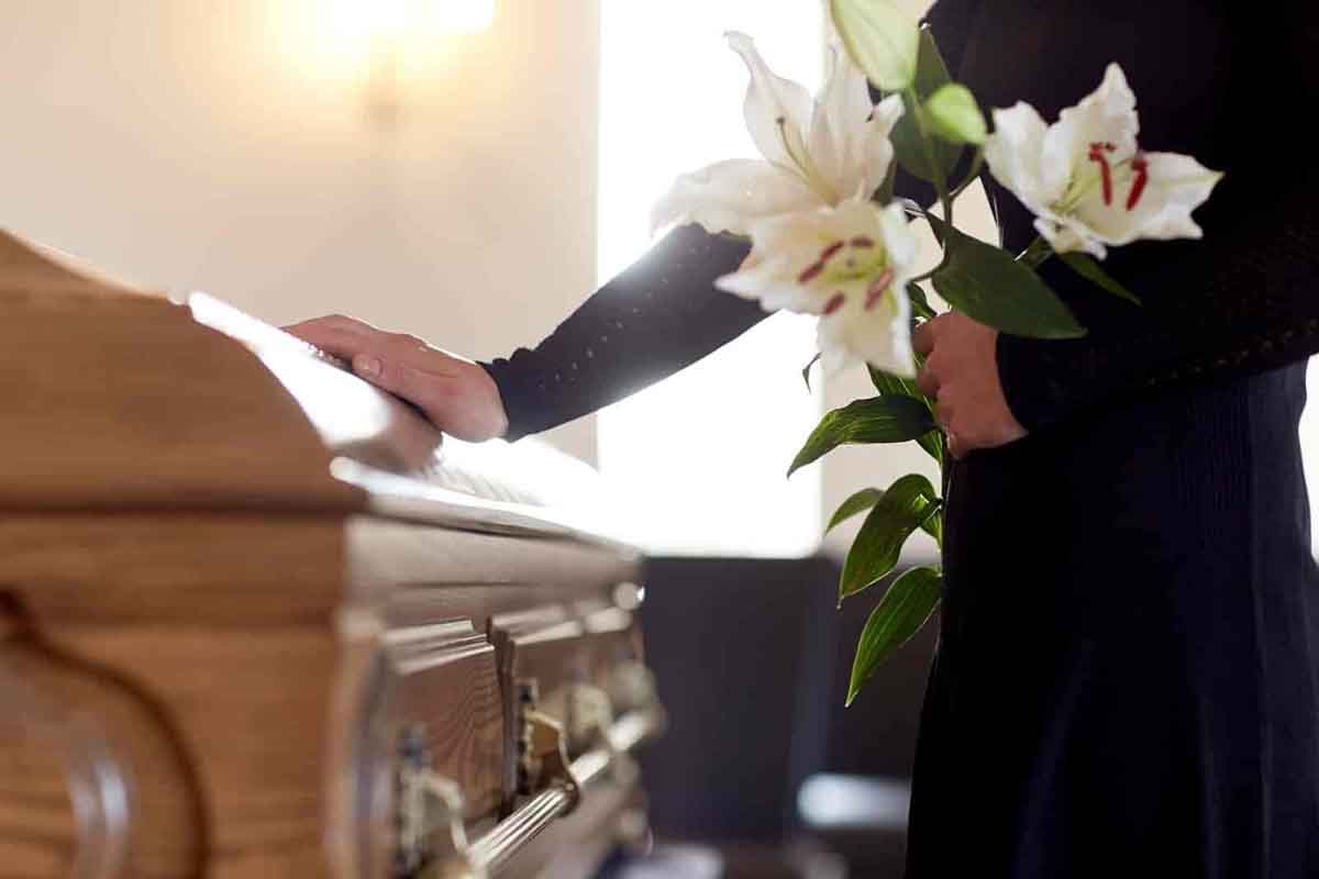Celebrant funeral service Canberra