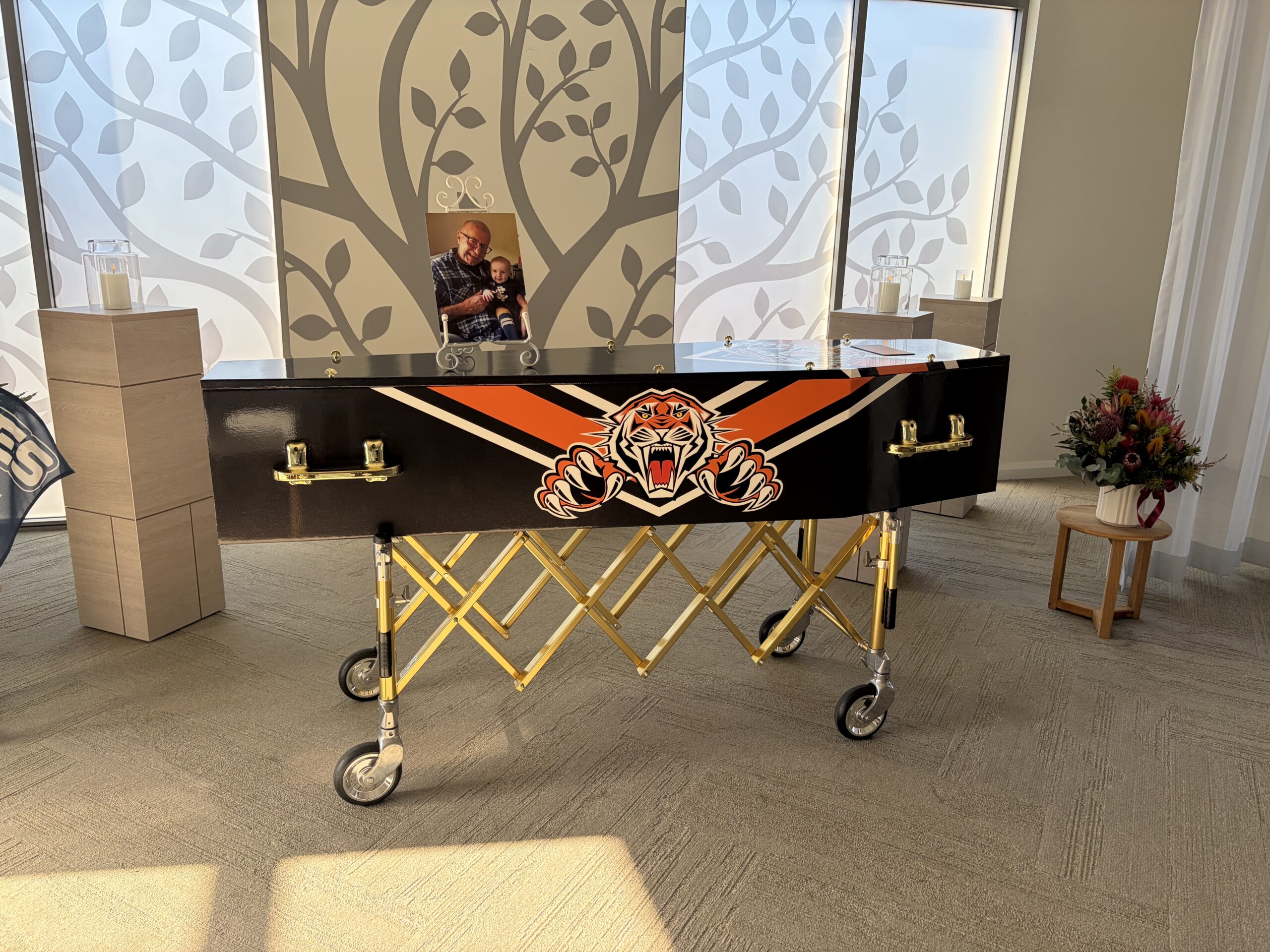 custom coffine funeral celebrant
